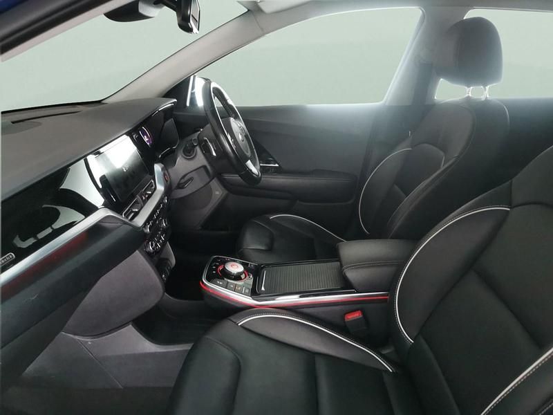 Used Kia e-Niro 147 kW (201 HP) 2021 Blue SUV