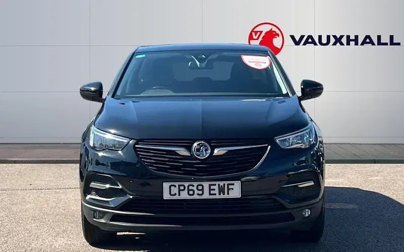 Used Vauxhall Grandland X 131 HP (96 kW) 2019 Black SUV