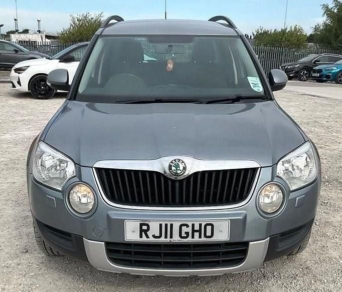 Grey Used 2011 Skoda Yeti SE SUV | £5,750 (Fair price) - Image 1/4
