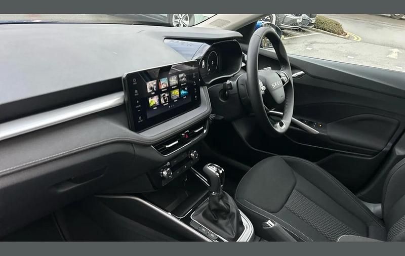 Used Skoda Fabia SE L 147 HP (108 kW) 2026 Race blue metallic Hatchback