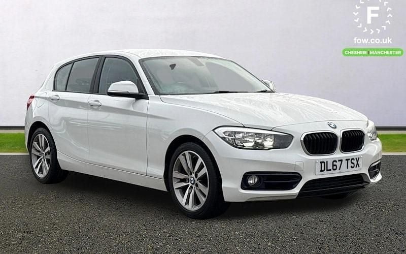 Used BMW 118 Sport Line 136 HP (100 kW) 2017 White Hatchback