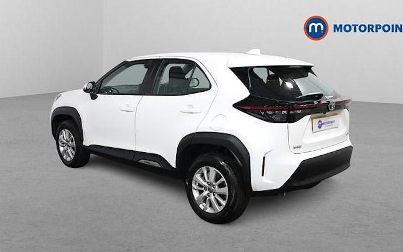 Used Toyota Yaris Hybrid 116 HP (85 kW) 2026 Estate