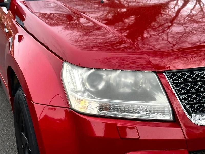 Używany Suzuki Grand Vitara SZ5 129 KM (94 kW) 2010 Czerwony SUV