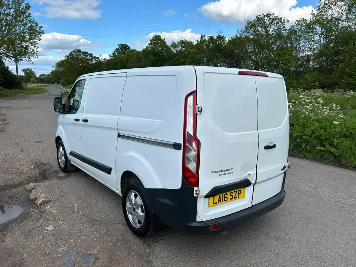 Używany Ford Transit Custom 100 KM (73 kW) 2016 Biały Van