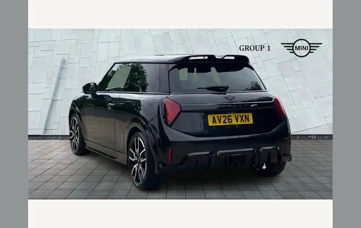 Used Mini John Cooper Works 228 HP (167 kW) 2026 Black Hatchback