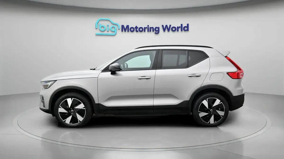Used Volvo XC40 Core 172 kW (235 HP) 2023 SUV