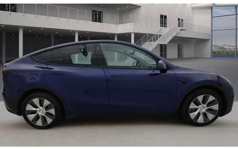 Used Tesla Model Y Long Range AWD 286 kW (389 HP) 2025 SUV