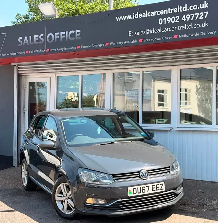 Used VW Polo Edition 60 HP (44 kW) 2017 Grey Hatchback