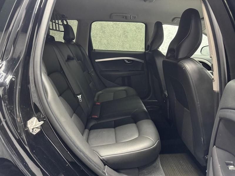 Used Volvo V70 SE 2016 Black Estate