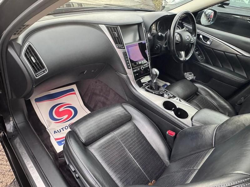 Used Infiniti Q50 Sport Tech 170 HP (125 kW) 2018 Black Sedan