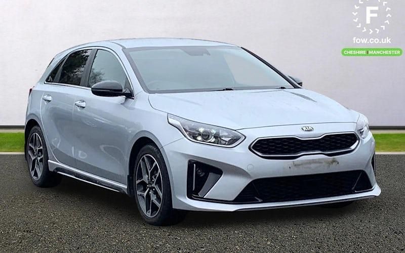 Usado Kia Ceed GT-Line 120 HP (88 kW) 2021 Citadino