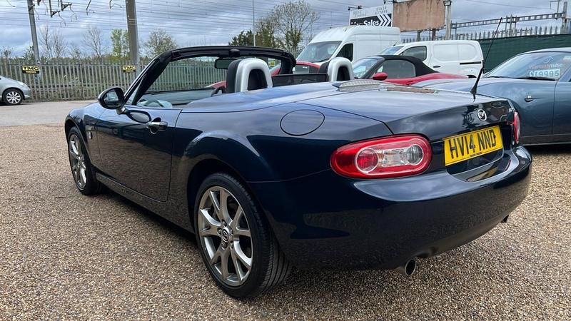 Used Mazda MX5 Edition 126 HP (92 kW) 2014 Blue Cabriolet