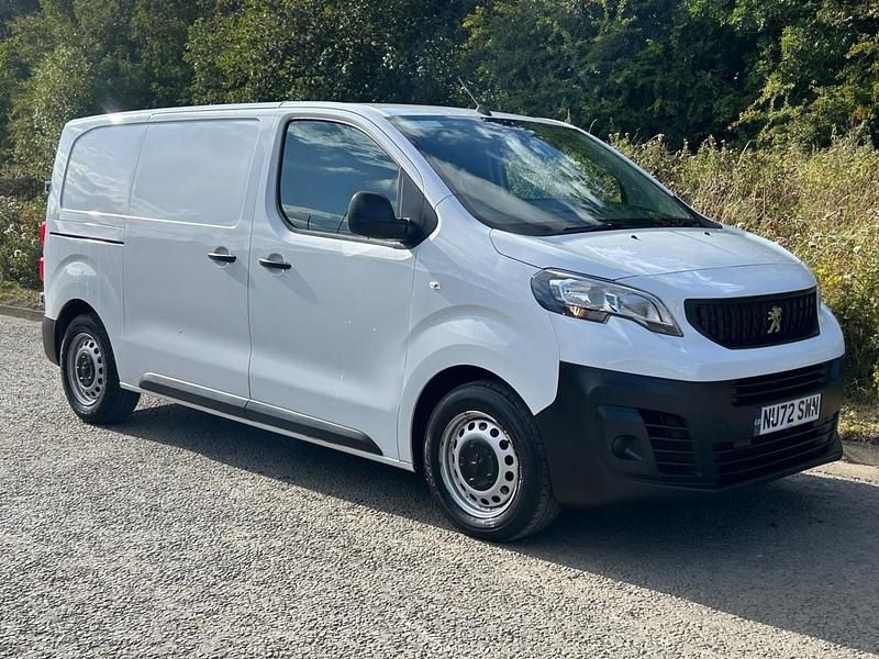 White Used 2022 Peugeot Expert Premium Van | £9,999 (Super price) - Image 1/4