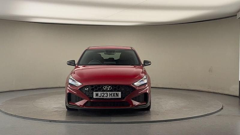 Used Hyundai i30 280 HP (205 kW) 2023 Sunset red pearl