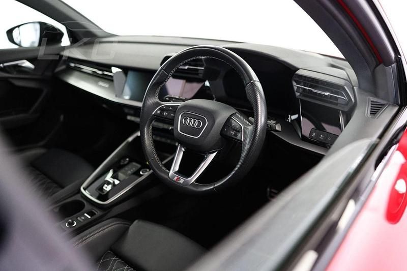 Used Audi A3 Sportback Business 150 HP (110 kW) 2021 Red Hatchback