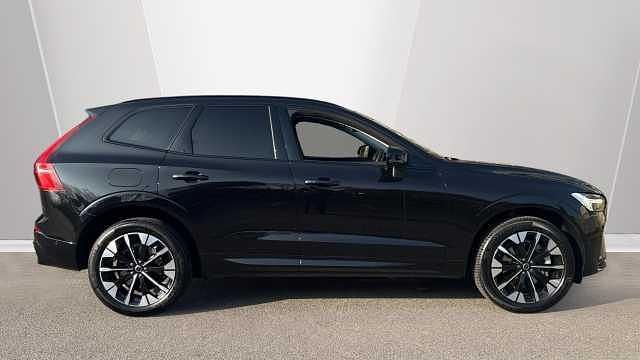 Used Volvo XC60 Plus 250 HP (183 kW) 2026 SUV
