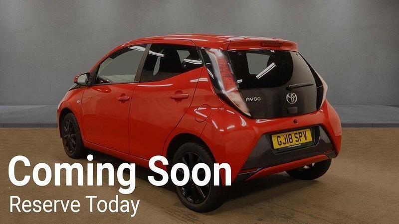 Used Toyota Aygo x-style 2018 Red Hatchback