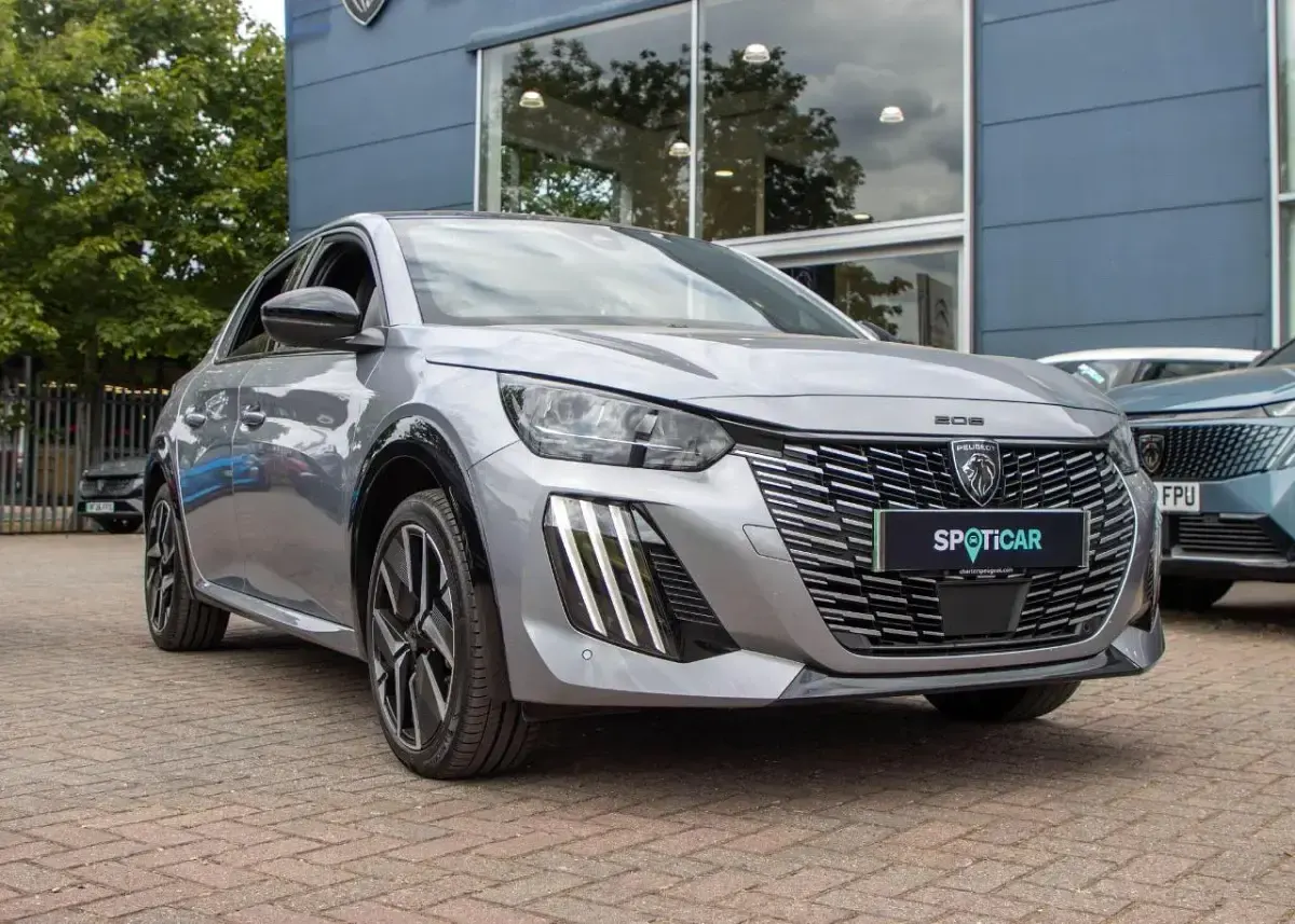 Used Peugeot e-208 GT 113 kW (154 HP) 2025 Grey Hatchback