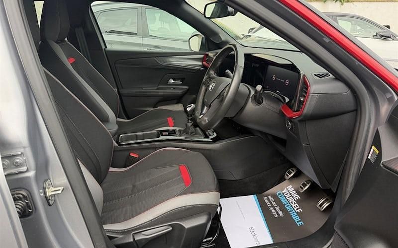 Usata Vauxhall Mokka SRi 131 CV (96 kW) 2025 SUV