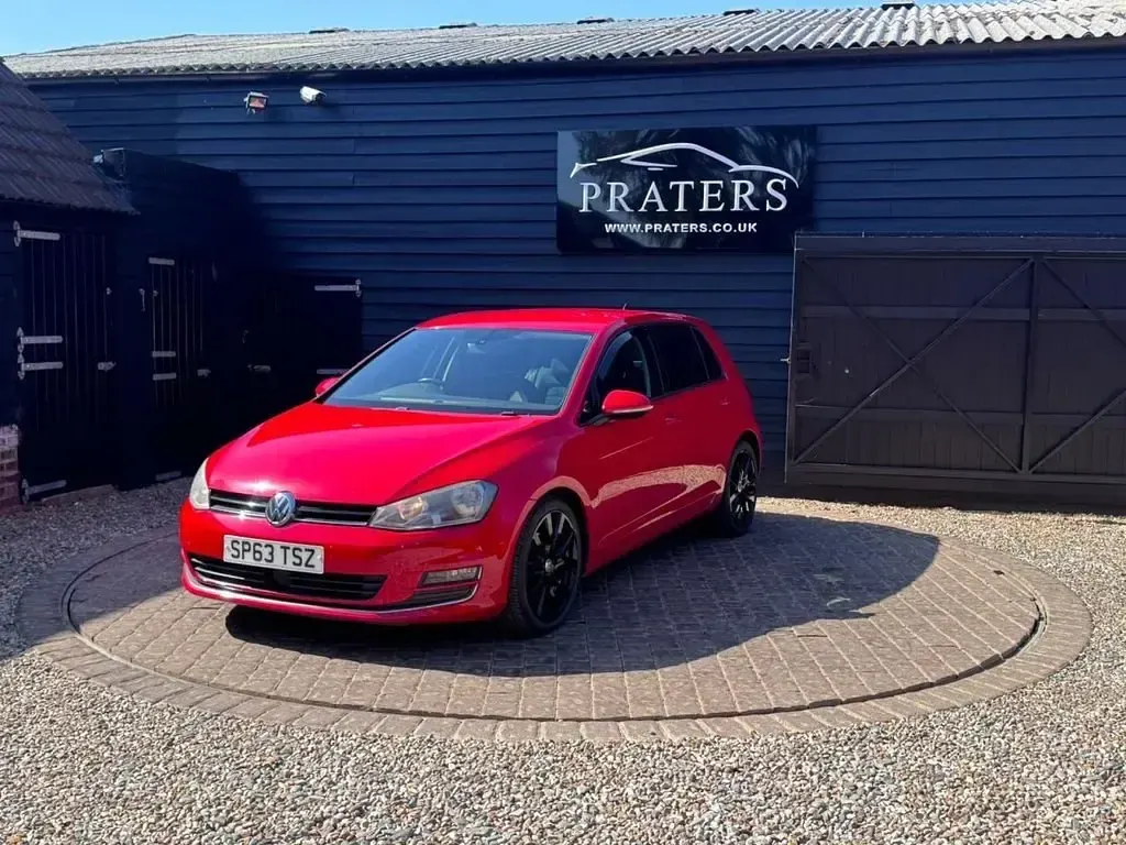 Begagnad VW Golf VII GT 150 HK (110 kW) 2013 Röd Halvkombi
