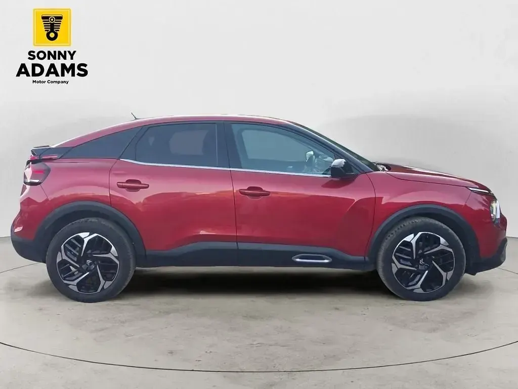 Używany Citroën C4 PureTech 130 KM (95 kW) 2023 Czerwony SUV