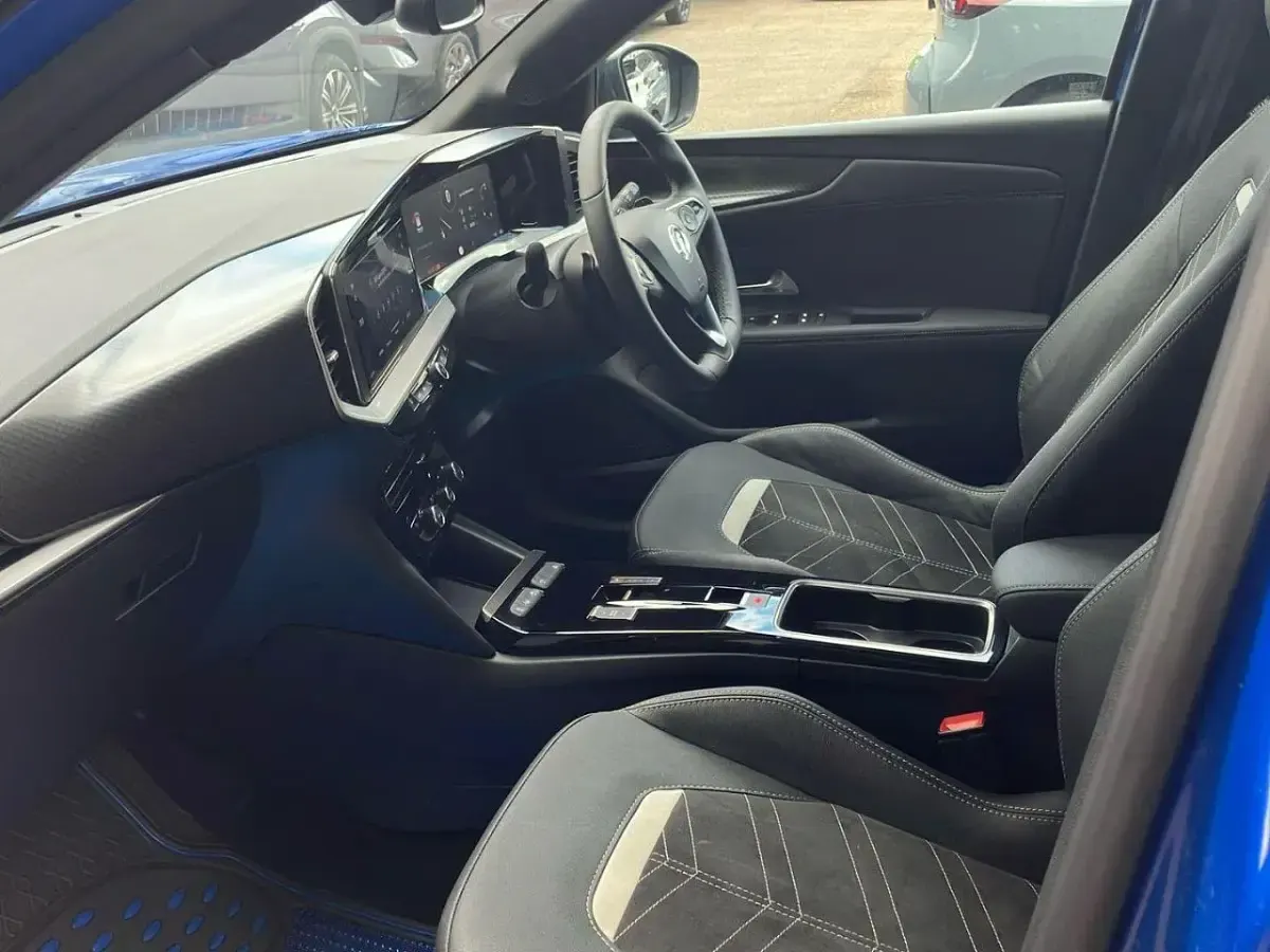 Used Vauxhall Mokka Ultimate 130 HP (95 kW) 2024 Blue SUV