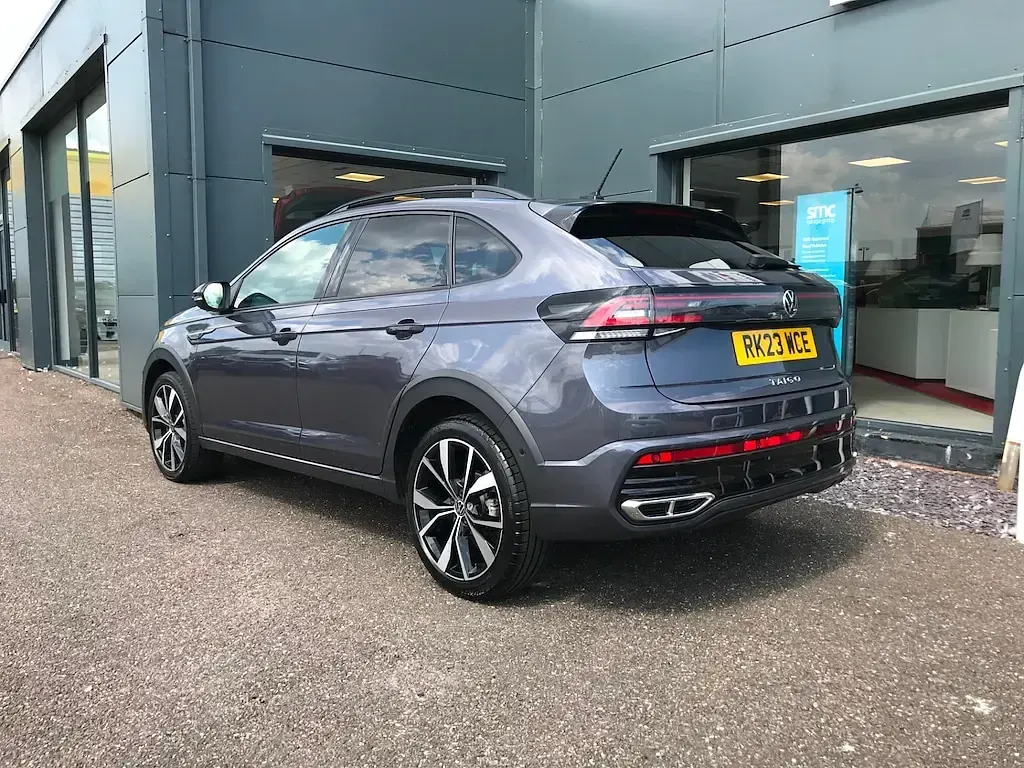 Used VW Taigo R-line 110 HP (80 kW) 2023 Grey SUV