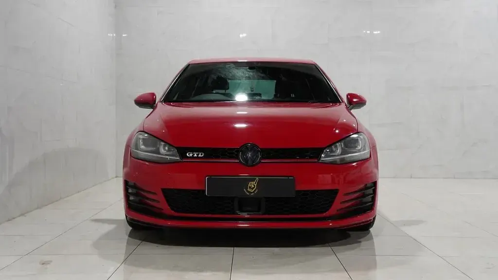 Used VW Golf VII GTD 2015 Red Hatchback