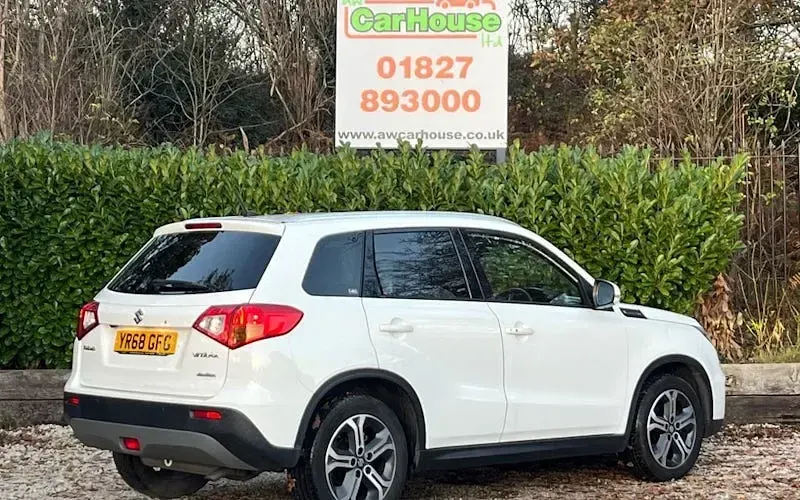 Second-hand Suzuki Vitara SZ5 120 CP (88 kW) 2018 Alb SUV