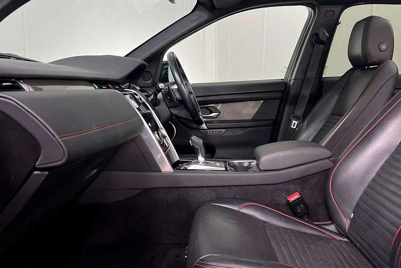 Used Land Rover Discovery Sport SE Dynamic 177 HP (130 kW) 2019 Black SUV