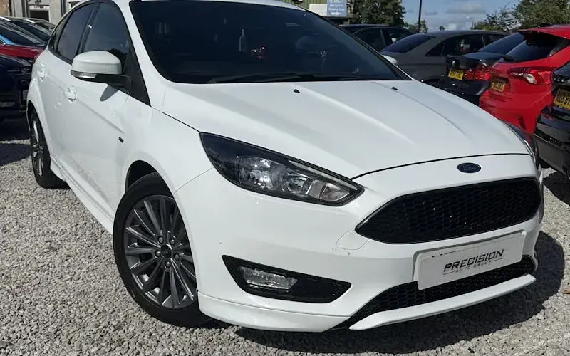 Used Ford Focus ST-Line 140 HP (102 kW) 2017 Hatchback
