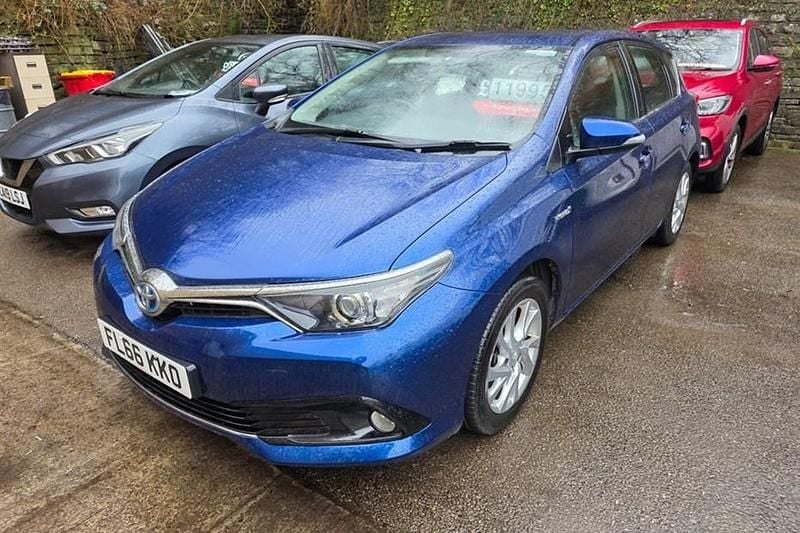 Used Toyota Auris Hybrid 2016