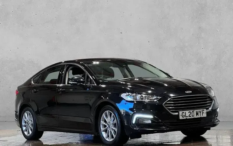 Usado Ford Mondeo Zetec 150 HP (110 kW) 2020 Citadino