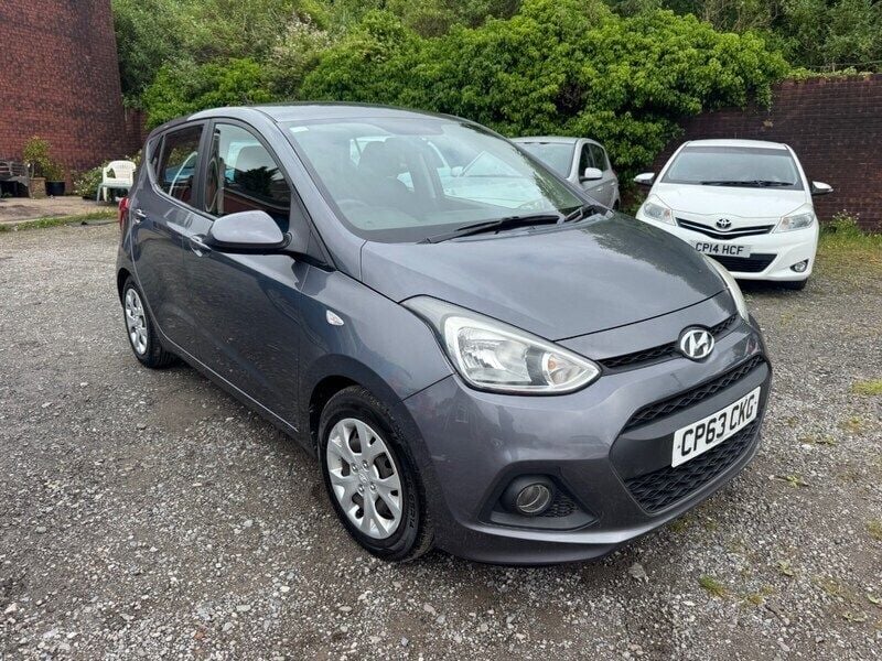 Grey Used 2014 Hyundai i10 SE Hatchback | £4,795 (Fair price) - Image 1/4