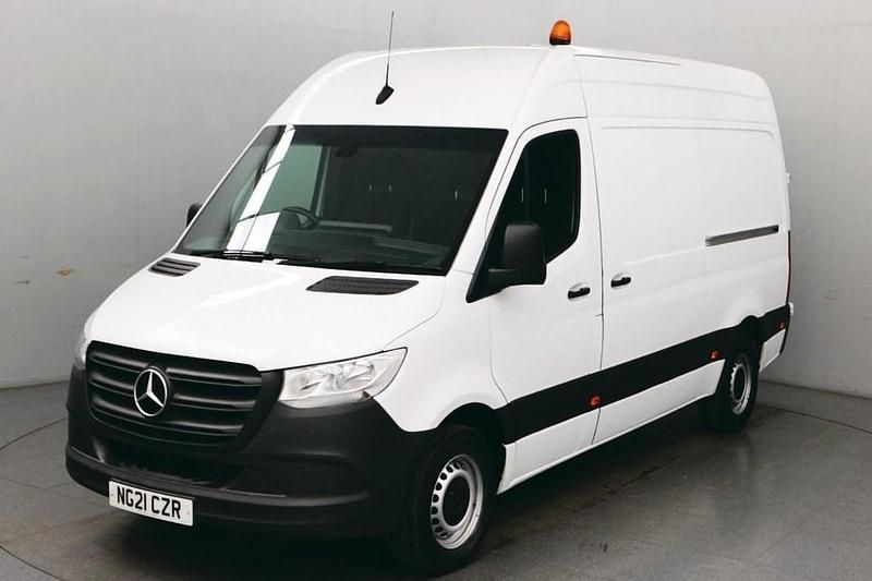 Used Mercedes Sprinter Progressive 150 HP (110 kW) 2021 White Van