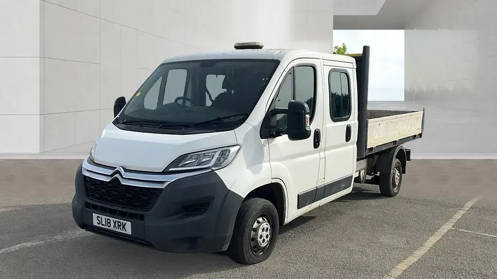 Usado Citroën Relay 130 HP (95 kW) 2018 Branco Van