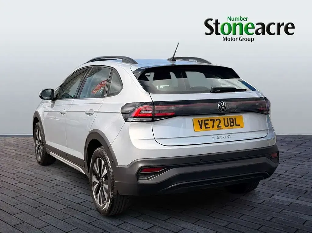 Usado VW Taigo Life 110 CV (80 kW) 2023 Plateado SUV