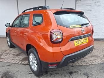Used Dacia Duster Comfort 90 HP (66 kW) 2022 Orange SUV