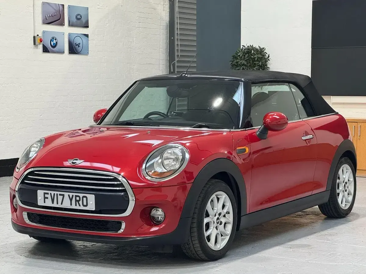 Used Mini Cooper Cabriolet 134 HP (98 kW) 2017 Red Cabriolet