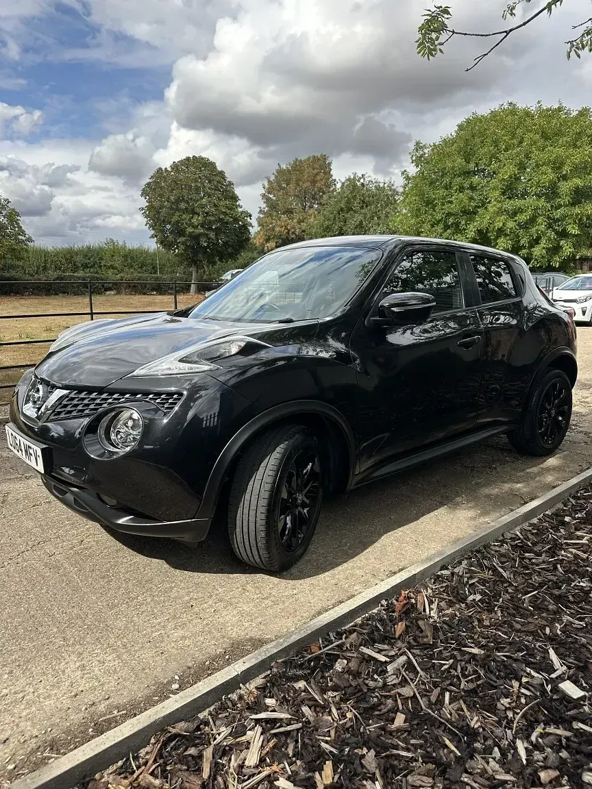 Used Nissan Juke Tekna 110 HP (80 kW) 2014 Black SUV