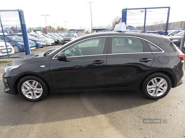 Used Kia Ceed 114 HP (83 kW) 2019 Black Hatchback