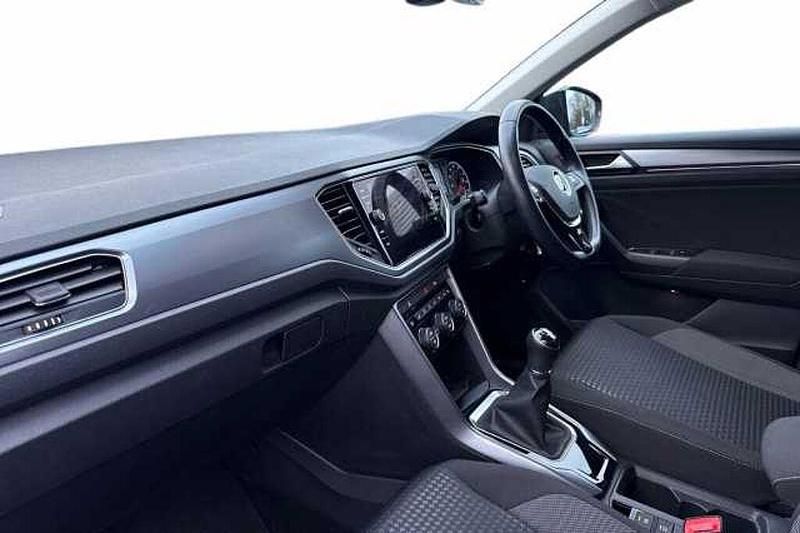 Used VW T-Roc Active 110 HP (80 kW) 2021 Grey SUV