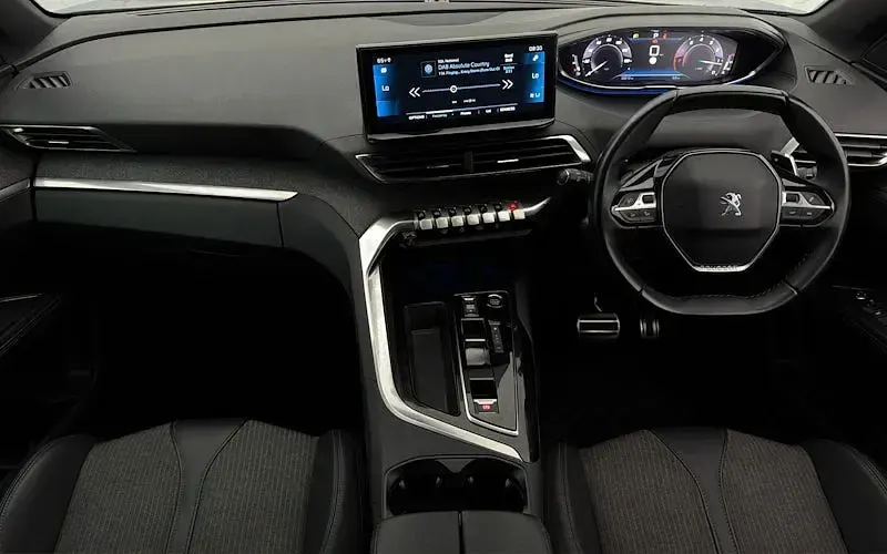 Used Peugeot 5008 Allure+ 131 HP (96 kW) 2023 Blue SUV