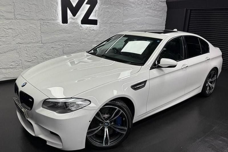 White Used 2013 BMW M5 Comfort Edition Sedan | £15,965 (Fair price) - Image 1/1