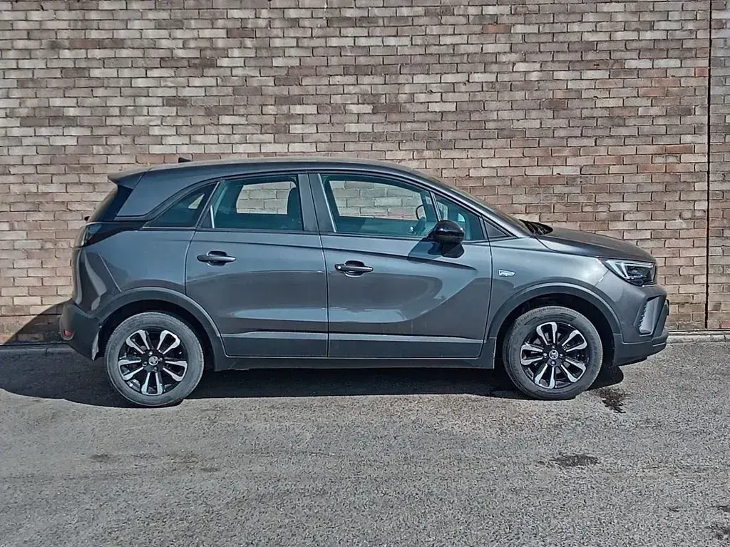 Used Vauxhall Crossland Design Edition 110 HP (80 kW) 2023 Grey SUV