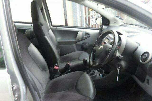 Used Toyota Aygo 67 HP (49 kW) 2008 Hatchback