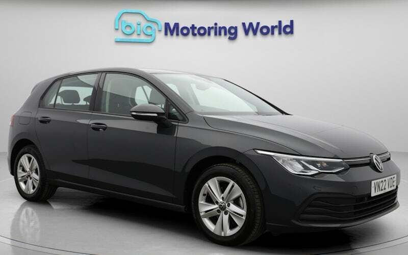 Used 2024 VW Golf VIII Life Hatchback | £15,000 (Super price) - Image 1/4