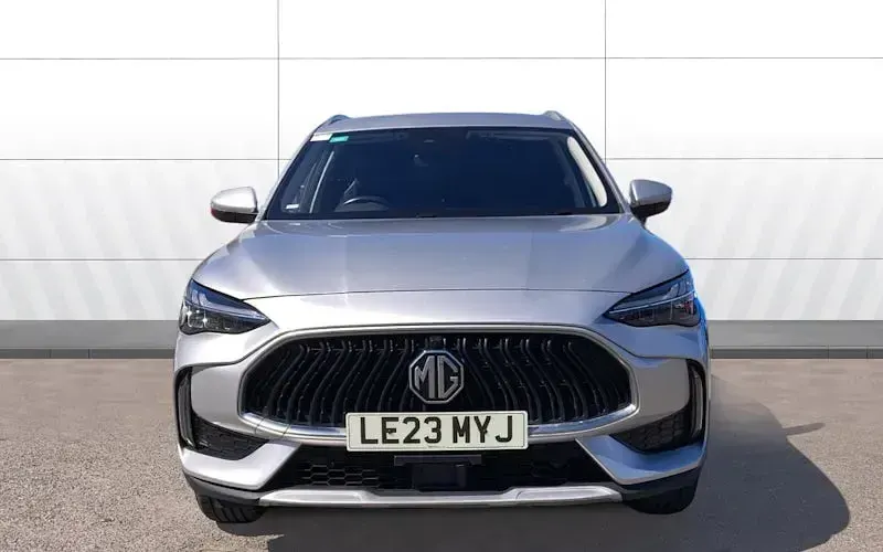 Usado MG HS Trophy 162 CV (119 kW) 2023 Plateado SUV