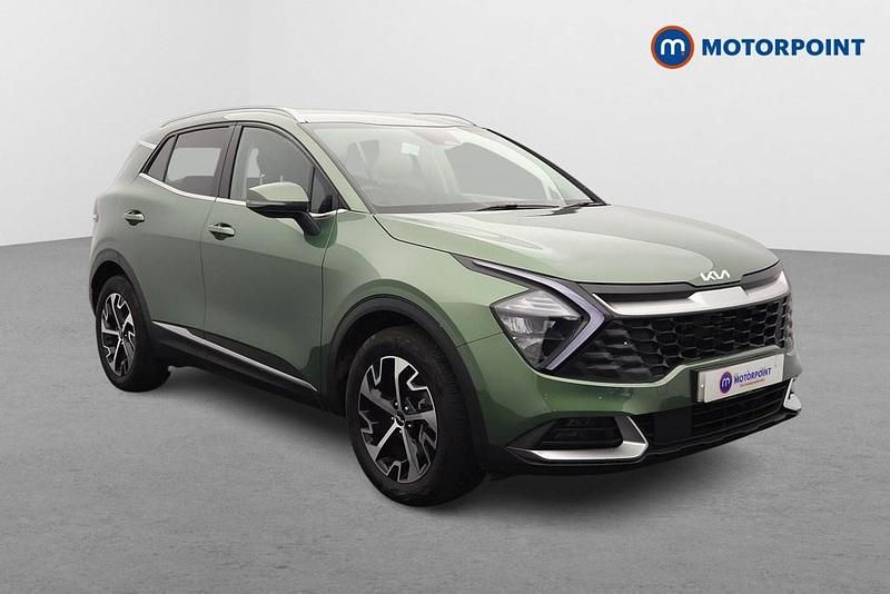Green Used 2024 Kia Sportage SUV | £26,199 (Super price) - Image 1/4
