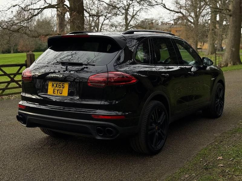 Used Porsche Cayenne S E-Hybrid 2016 Black SUV